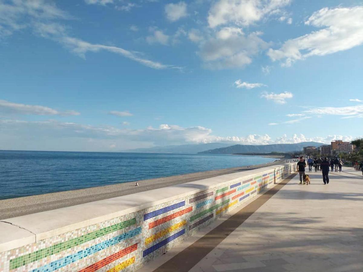مبيت وإفطار كاتانزارو B E B Le Terrazze Sul Mare المظهر الخارجي الصورة