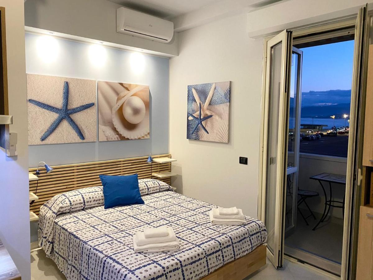 مبيت وإفطار كاتانزارو B E B Le Terrazze Sul Mare المظهر الخارجي الصورة