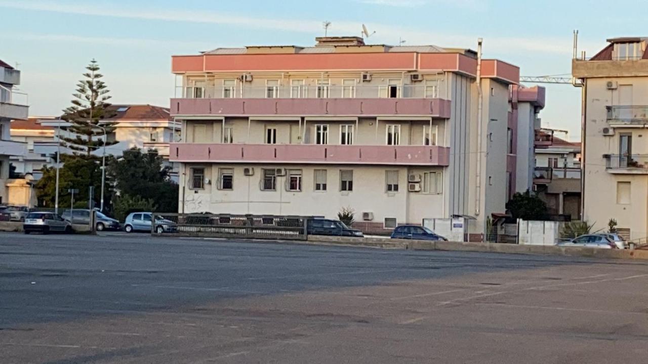 مبيت وإفطار كاتانزارو B E B Le Terrazze Sul Mare المظهر الخارجي الصورة