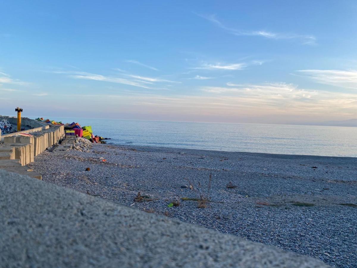 مبيت وإفطار كاتانزارو B E B Le Terrazze Sul Mare المظهر الخارجي الصورة